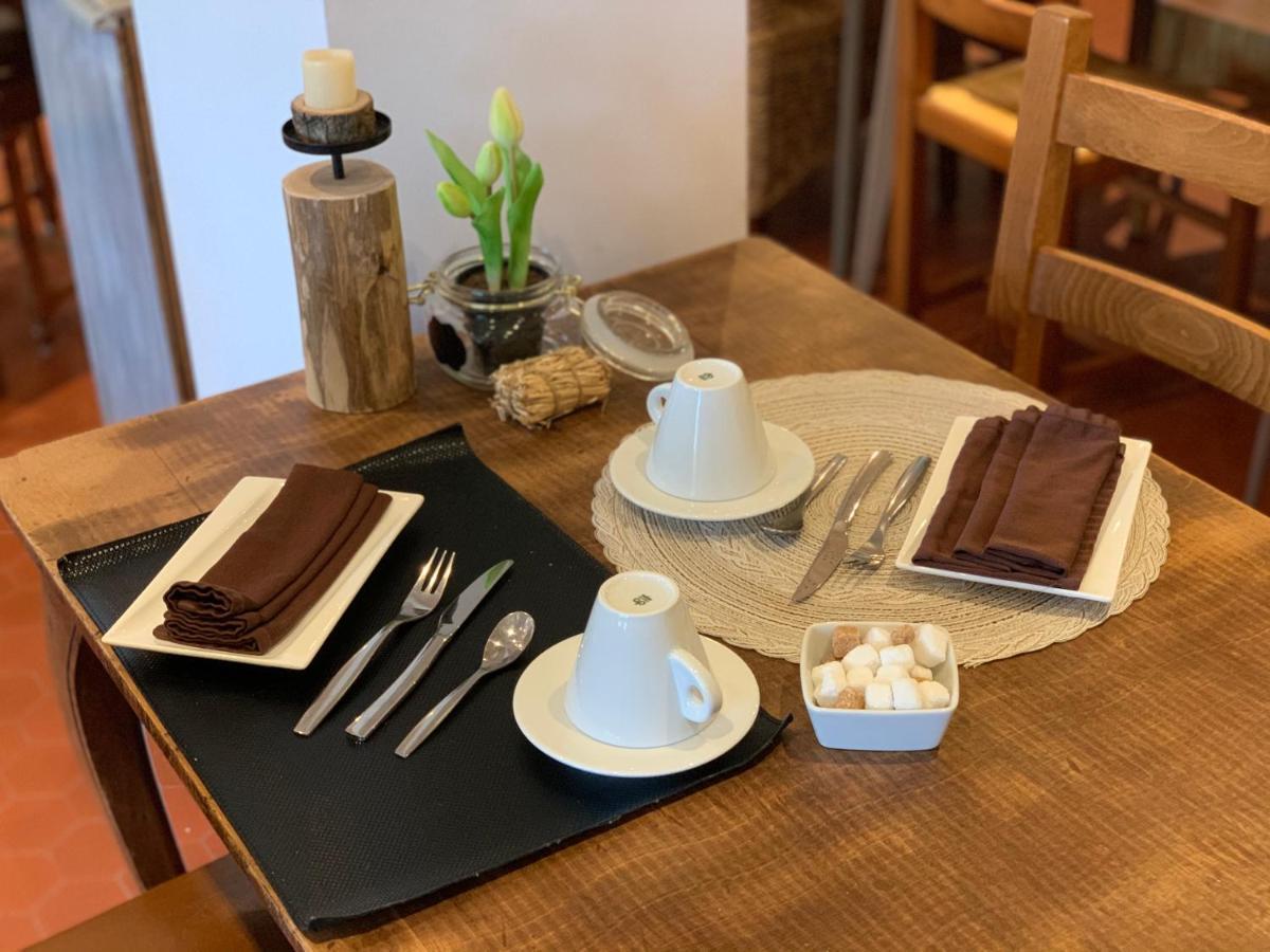 Logis Hotel Maison Carree Restaurant O Carre Dart Méréville Εξωτερικό φωτογραφία