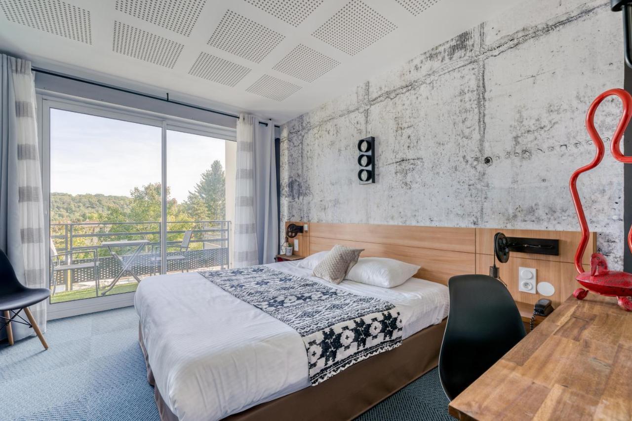 Logis Hotel Maison Carree Restaurant O Carre Dart Méréville Εξωτερικό φωτογραφία