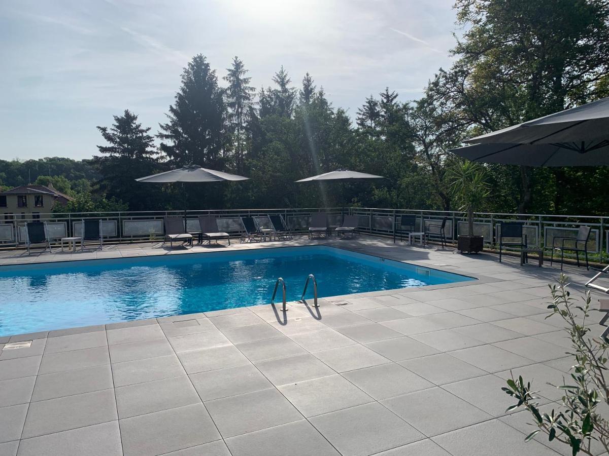 Logis Hotel Maison Carree Restaurant O Carre Dart Méréville Εξωτερικό φωτογραφία